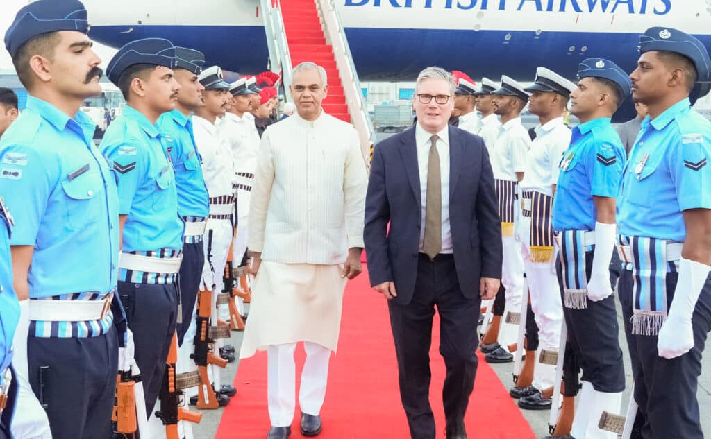PM Keir Starmer Meets PM Modi in Mumbai with Record 125-Member Trade Delegation to Boost UK–India Economic Ties 1 Keir Starmer with 125-member UK trade delegation in Mumbai