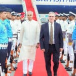 Home 13 Keir Starmer with 125-member UK trade delegation in Mumbai