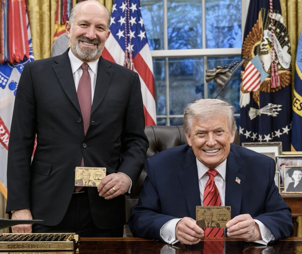 Trump Unveils Bold Gold Card Visa for the Wealthy: Inside the $1 Million Path to U.S. Residency 1 Trump’s Gold Card Visa program offering a $1 million fast-track to U.S. residency