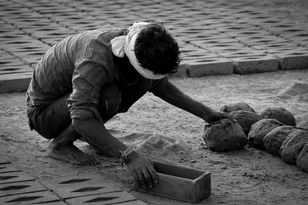 Haryana Worker Scam Exposed: ₹1,500 Crore Fraud Rocks Labour Ministry Welfare System 1 Worker Scam in Haryana involving fake labour registrations