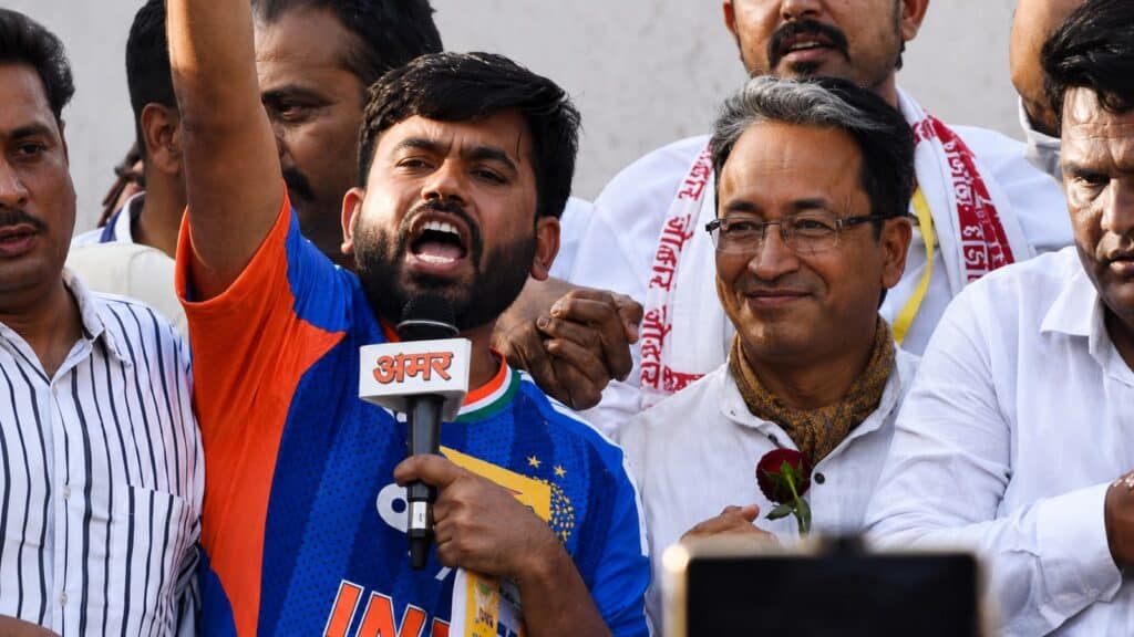 Cockroach Janta Party's 5 Key Demands Behind Pune's Bold 'Hindu-Muslim Ki Rajneeti Nahi Chalegi' Protest 1 Pune student protest