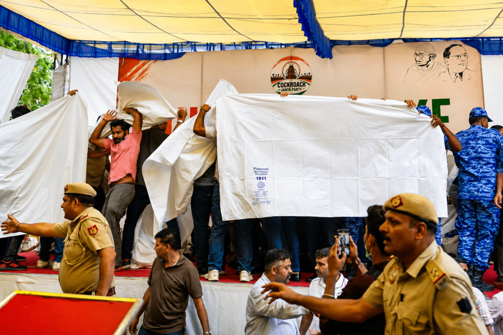 "They Took Sonam Wangchuk. They Couldn't Take the Movement.": Abhijeet Dipke's Powerful Response to the Jantar Mantar Crackdown 1 Delhi Police shifting Wangchuk from the Jantar Mantar hunger strike site.